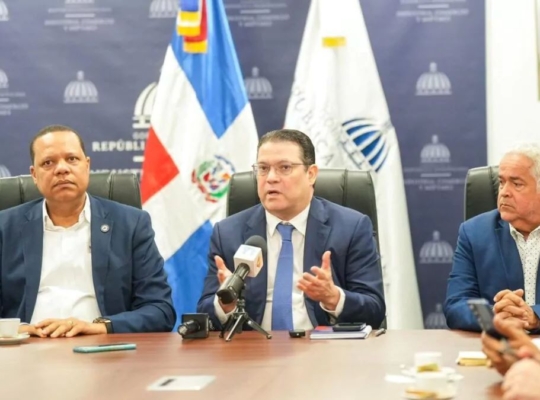 Gasolinerías dan tregua de 30 días antes de decidir si dejan de aceptar pagos con tarjetas