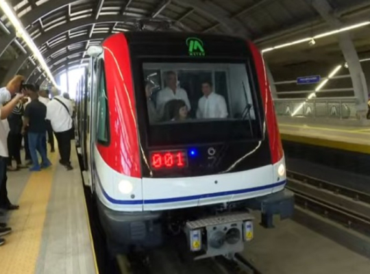 Restablecen servicio del Metro de Santo Domingo, tras más de una hora fuera de servicio en Línea 1