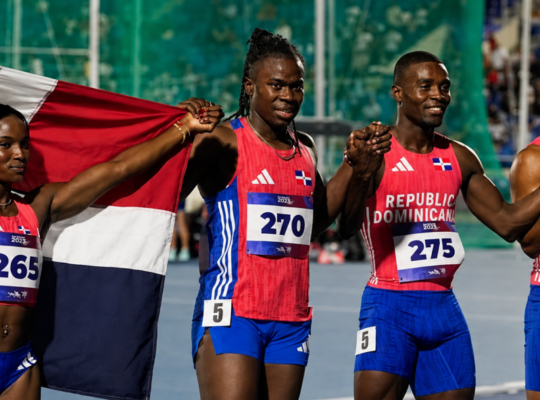 RD recupera medalla dorada en relevo mixto 4×100 metros tras apelación