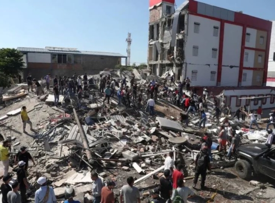 Al menos 51 muertos por terremoto en Colombia