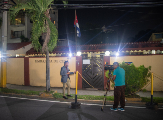 Cuba condena expulsión de sus diplomáticos por RD y exige explicación mientras Cancillería dominicana guarda silencio