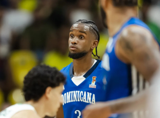 Jean Montero y Andrés Feliz lideran a RD en el triunfo sobre Brasil en la ventana FIBA