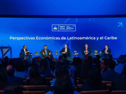 Economistas ponderan medidas para crecimiento sostenido del país en Foro Meta RD 2036