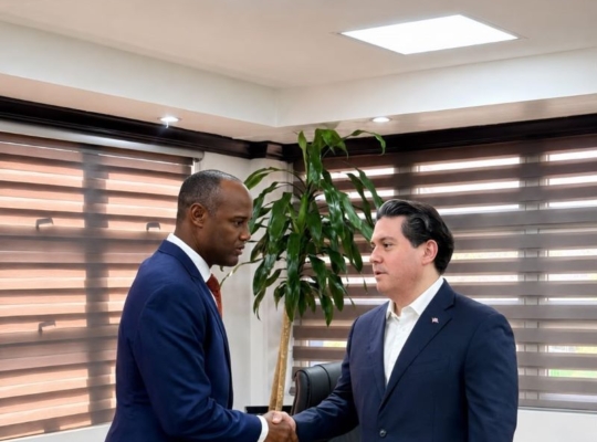 Greymer De Peña Arias asume como subdirector ejecutivo de APORDOM