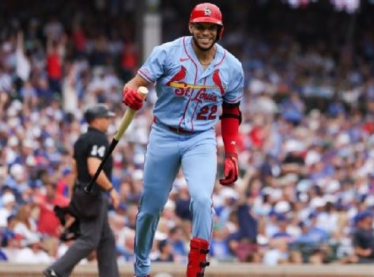 Joshua Báez pega tres jonrones en sus primeros tres turnos en MLB