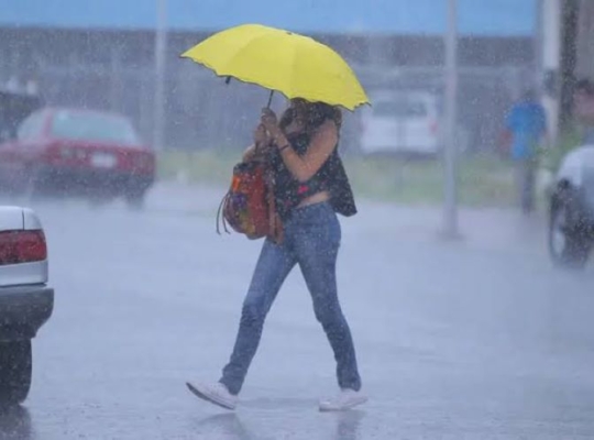 Indomet informa: Vaguada y onda tropical provocarán fuertes aguaceros este lunes