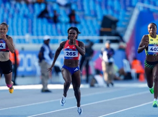 Liranyi Alonso conquista el oro en los 200 metros y completa una actuación histórica