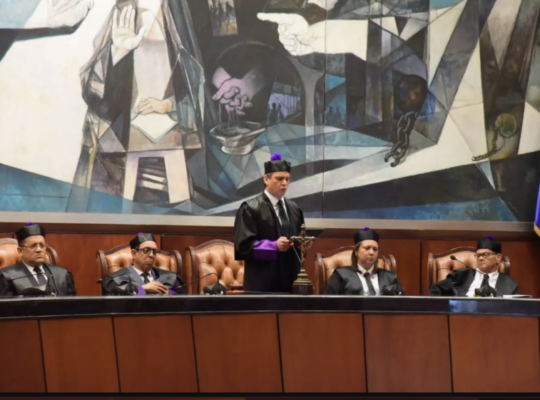 Pleno Suprema Corte aprueba ascensos y movimientos de 120 jueces