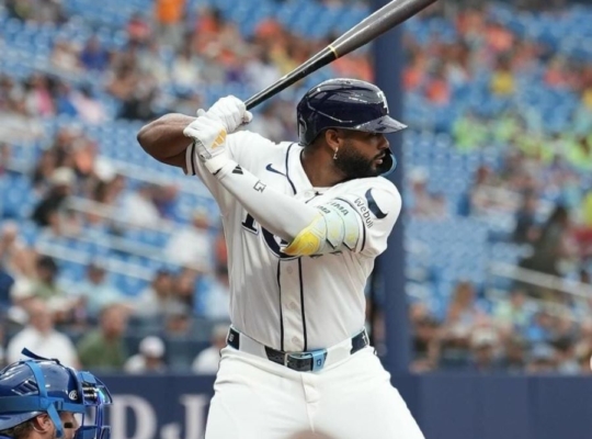 Junior Caminero: El Dueño de las Grandes Ligas y el Mejor Pelotero Dominicano del Momento.