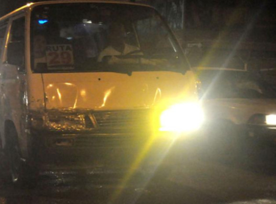Más de 7,000 vehículos circularon de noche sin luces en el Distrito Nacional, según Radar Vial de Movido