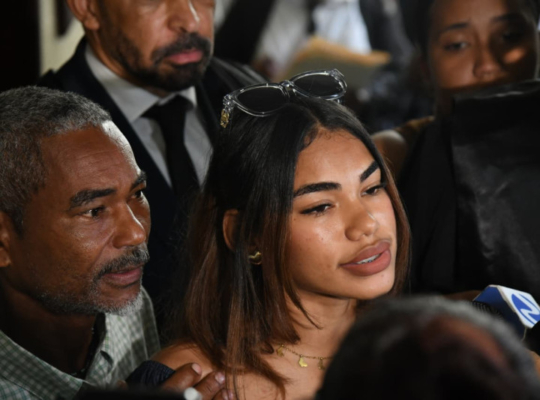Familia de Emmanuel Contreras cuestiona actuaciones en la audiencia de medida de coerción