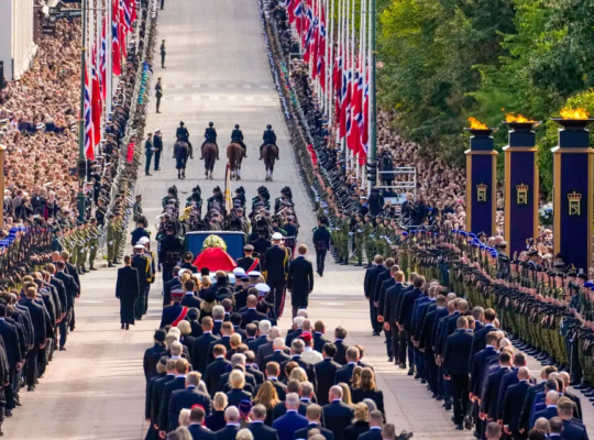 Los representantes de la realeza que estuvieron presentes en el funeral del rey Harald V