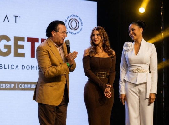 Beverly Vargas, el rostro dominicano detrás del crecimiento de MONAT en República Dominicana