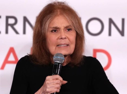 Fallece Gloria Steinem, periodista, escritora y activista estadounidense