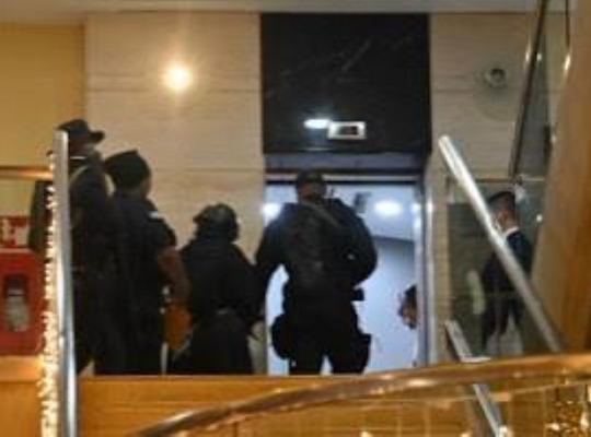 PEPCA detienen a 25 médicos y realizan allanamientos en centros de salud por el caso Senasa