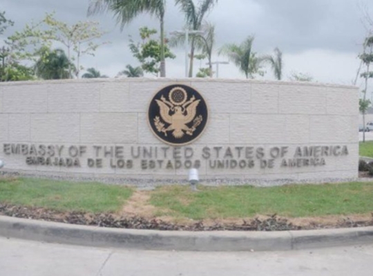 Embajada de Estados Unidos alerta sobre robos y agresiones sexuales contra viajeros en República Dominicana