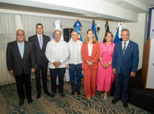 Abren convocatoria a Premio BCIE-Solidario a la Microempresa 2026