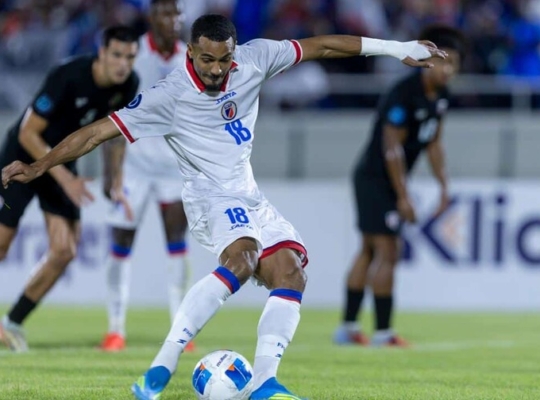 “Una falta de respeto”: Fedofútbol tras declaración de Wilson Isidor sobre que “La Hispaniola es Haití”