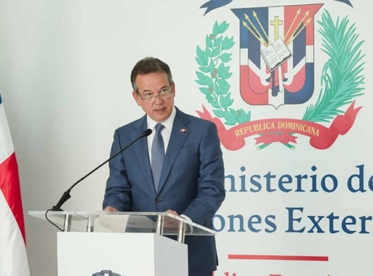 Alerta por dominicanos en la guerra de Rusia: el Gobierno examina contratos y vías de retorno